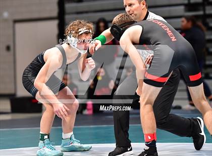 Thumbnail 3 in Farmington Vs American Fork photogallery.