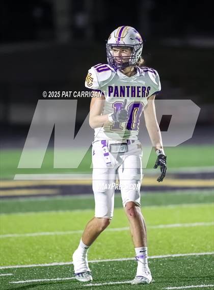 Thumbnail 2 in Bluff Dale vs. Mount Calm (UIL 1A Division 2 Football Bi-District) photogallery.