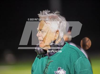 Thumbnail 1 in Bluff Dale vs. Mount Calm (UIL 1A Division 2 Football Bi-District) photogallery.