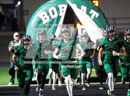 Thumbnail 3 in Bluff Dale vs. Mount Calm (UIL 1A Division 2 Football Bi-District) photogallery.