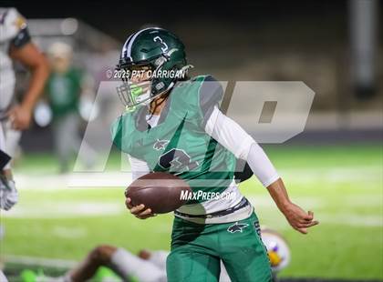Thumbnail 2 in Bluff Dale vs. Mount Calm (UIL 1A Division 2 Football Bi-District) photogallery.