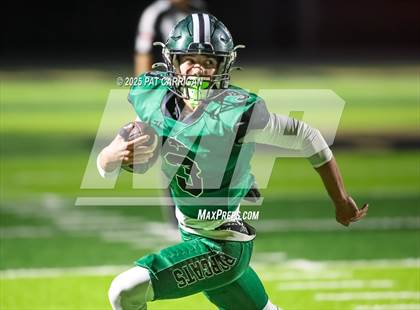 Thumbnail 1 in Bluff Dale vs. Mount Calm (UIL 1A Division 2 Football Bi-District) photogallery.