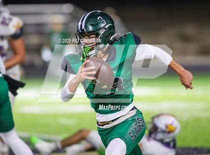 Thumbnail 1 in Bluff Dale vs. Mount Calm (UIL 1A Division 2 Football Bi-District) photogallery.