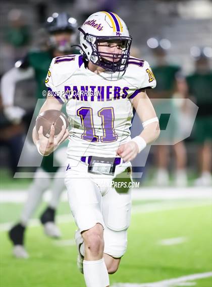 Thumbnail 1 in Bluff Dale vs. Mount Calm (UIL 1A Division 2 Football Bi-District) photogallery.