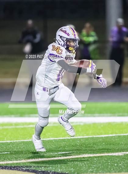 Thumbnail 2 in Bluff Dale vs. Mount Calm (UIL 1A Division 2 Football Bi-District) photogallery.