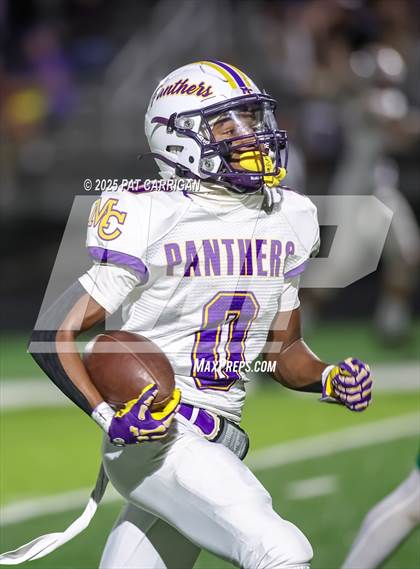 Thumbnail 3 in Bluff Dale vs. Mount Calm (UIL 1A Division 2 Football Bi-District) photogallery.