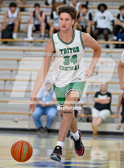 Thumbnail 2 in Southport vs Triton Central (IBCA / IHSAA Showcase) photogallery.