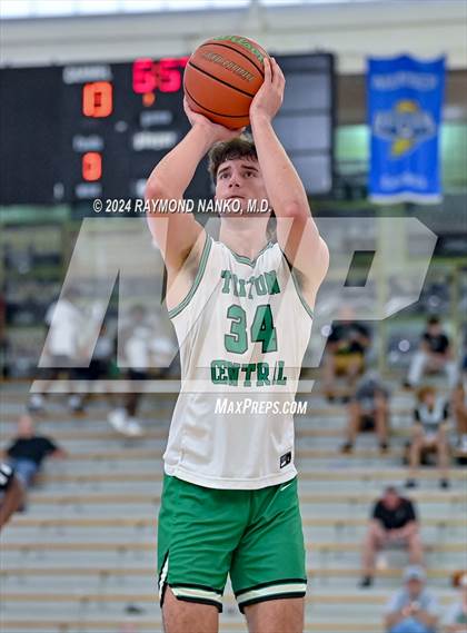 Thumbnail 3 in Southport vs Triton Central (IBCA / IHSAA Showcase) photogallery.