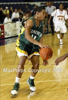 Thumbnail 2 in Dominguez vs. St. Patrick (Nike Extravaganza) photogallery.