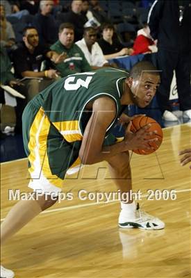 Thumbnail 3 in Dominguez vs. St. Patrick (Nike Extravaganza) photogallery.