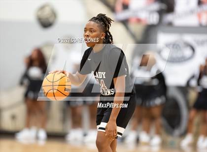 Thumbnail 3 in Dougherty vs Houston County (Bear Brawl Classic) photogallery.