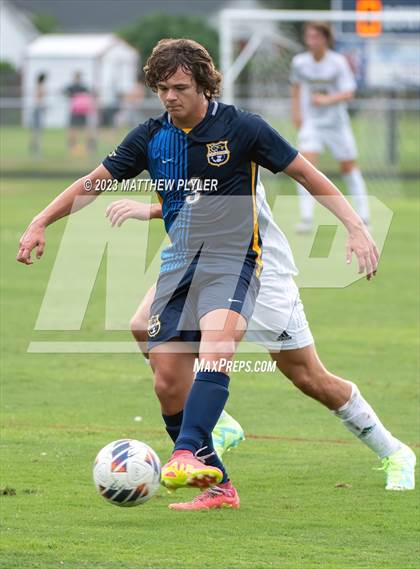 Thumbnail 1 in Cape Fear vs. Pinecrest (Battle for the Bell - First Round) photogallery.