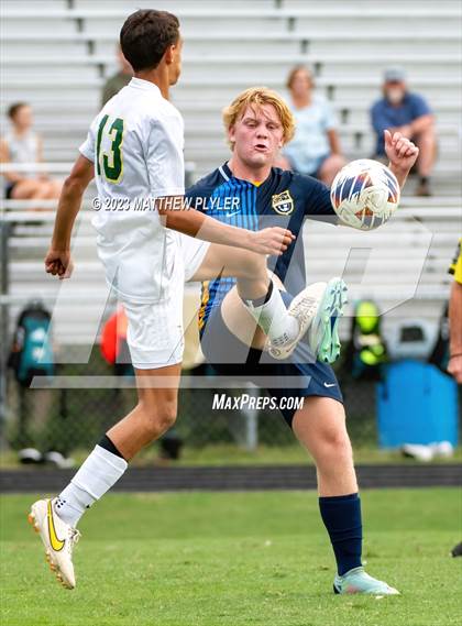 Thumbnail 1 in Cape Fear vs. Pinecrest (Battle for the Bell - First Round) photogallery.