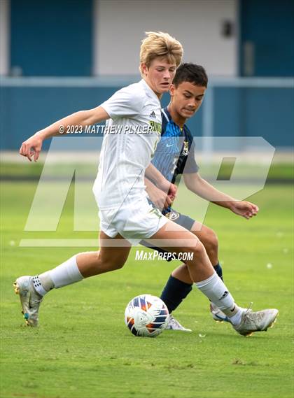 Thumbnail 2 in Cape Fear vs. Pinecrest (Battle for the Bell - First Round) photogallery.