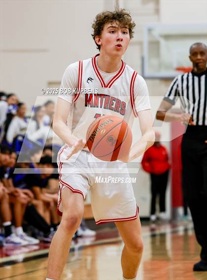 Thumbnail 3 in Oak Grove vs Burlingame (CCS Division III Round 2 @ Aragon) photogallery.