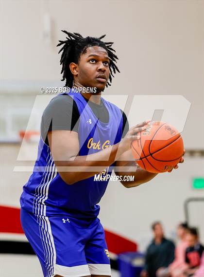 Thumbnail 1 in Oak Grove vs Burlingame (CCS Division III Round 2 @ Aragon) photogallery.
