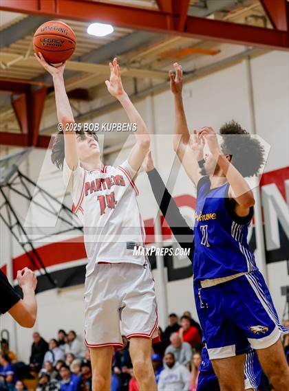 Thumbnail 1 in Oak Grove vs Burlingame (CCS Division III Round 2 @ Aragon) photogallery.