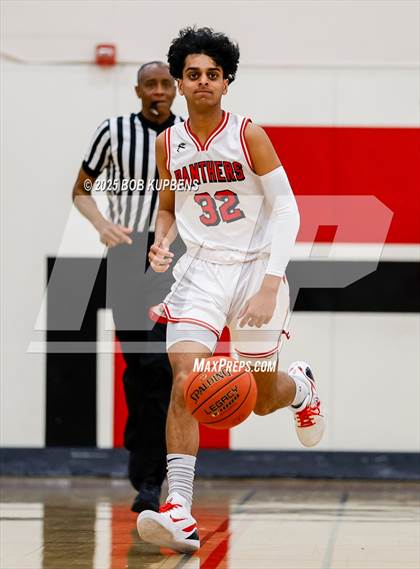 Thumbnail 1 in Oak Grove vs Burlingame (CCS Division III Round 2 @ Aragon) photogallery.