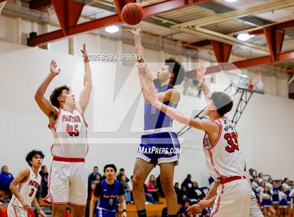 Thumbnail 2 in Oak Grove vs Burlingame (CCS Division III Round 2 @ Aragon) photogallery.