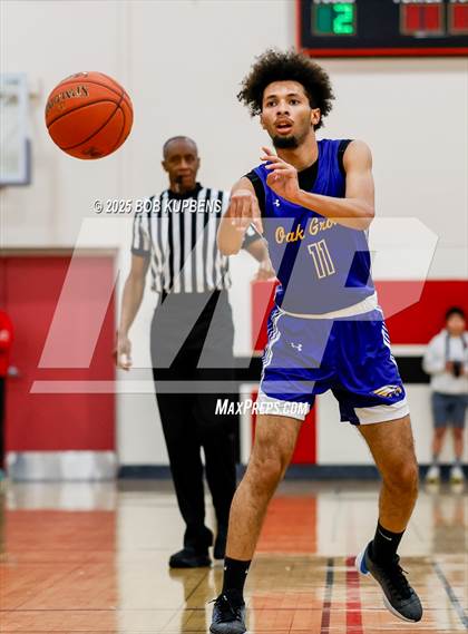 Thumbnail 3 in Oak Grove vs Burlingame (CCS Division III Round 2 @ Aragon) photogallery.