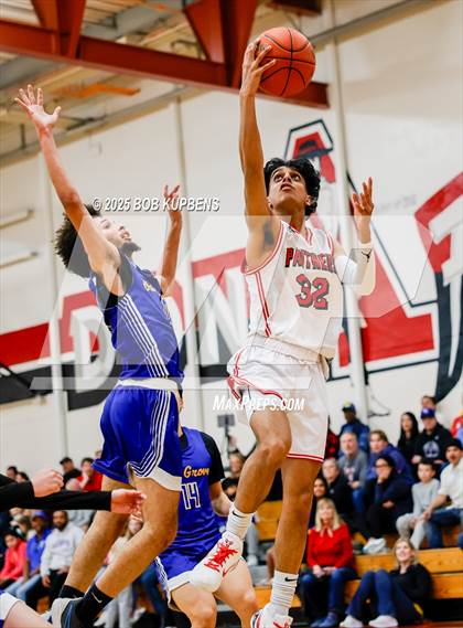 Thumbnail 2 in Oak Grove vs Burlingame (CCS Division III Round 2 @ Aragon) photogallery.