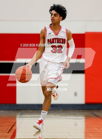 Thumbnail 3 in Oak Grove vs Burlingame (CCS Division III Round 2 @ Aragon) photogallery.