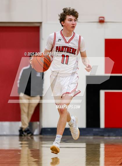 Thumbnail 2 in Oak Grove vs Burlingame (CCS Division III Round 2 @ Aragon) photogallery.