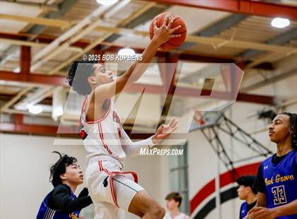 Thumbnail 2 in Oak Grove vs Burlingame (CCS Division III Round 2 @ Aragon) photogallery.