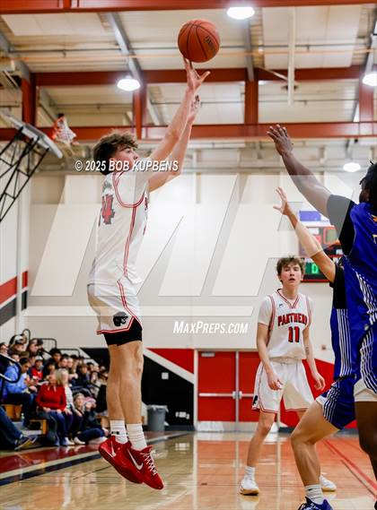 Thumbnail 2 in Oak Grove vs Burlingame (CCS Division III Round 2 @ Aragon) photogallery.