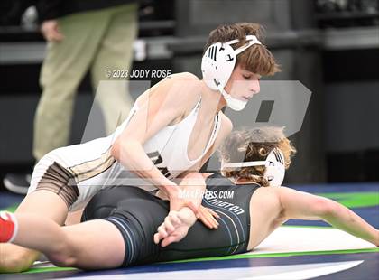 Thumbnail 3 in UHSAA 6A State Tournament photogallery.