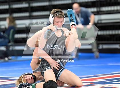 Thumbnail 2 in UHSAA 6A State Tournament photogallery.