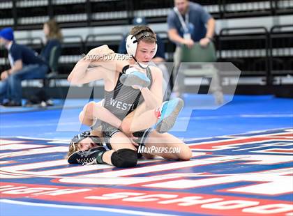Thumbnail 3 in UHSAA 6A State Tournament photogallery.