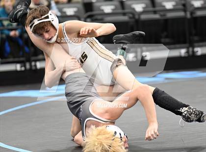 Thumbnail 2 in UHSAA 6A State Tournament photogallery.