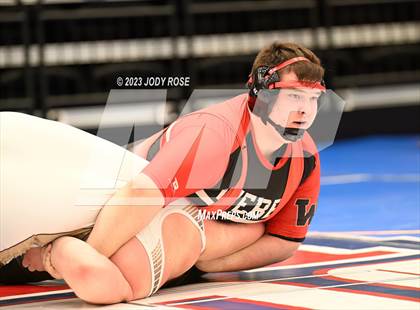 Thumbnail 2 in UHSAA 6A State Tournament photogallery.