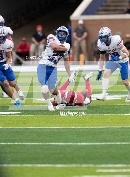 Thumbnail 3 in Galena Park North Shore v Austin Westlake (UIL 6A D1 Semifinal) photogallery.