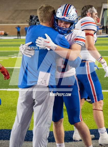 Thumbnail 1 in Galena Park North Shore v Austin Westlake (UIL 6A D1 Semifinal) photogallery.