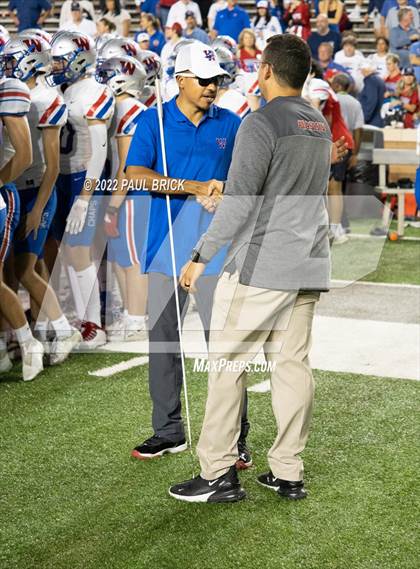 Thumbnail 3 in Galena Park North Shore v Austin Westlake (UIL 6A D1 Semifinal) photogallery.