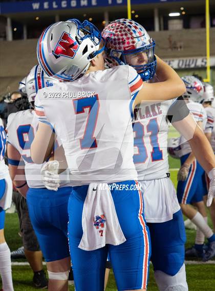Thumbnail 2 in Galena Park North Shore v Austin Westlake (UIL 6A D1 Semifinal) photogallery.