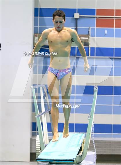 Thumbnail 1 in FCPS Swim and Dive Tri-Meet photogallery.