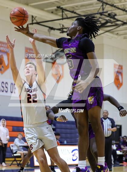 Thumbnail 2 in Benjamin vs Boynton Beach (Holiday Classic of the Palm Beaches) photogallery.