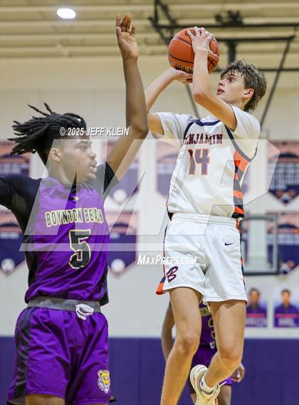 Thumbnail 3 in Benjamin vs Boynton Beach (Holiday Classic of the Palm Beaches) photogallery.