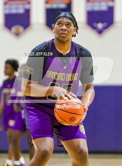 Thumbnail 1 in Benjamin vs Boynton Beach (Holiday Classic of the Palm Beaches) photogallery.