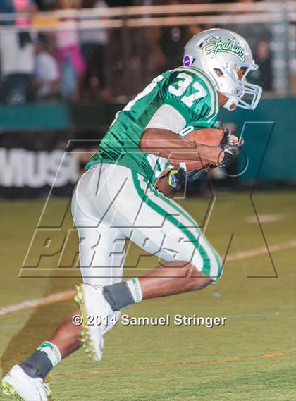 Thumbnail 3 in Byrnes @ De La Salle photogallery.