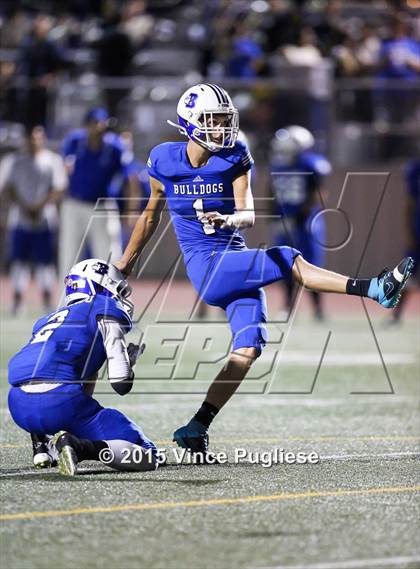 Thumbnail 3 in Canyon vs. Burbank photogallery.