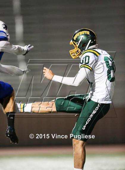 Thumbnail 2 in Canyon vs. Burbank photogallery.