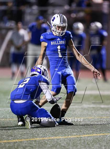 Thumbnail 2 in Canyon vs. Burbank photogallery.