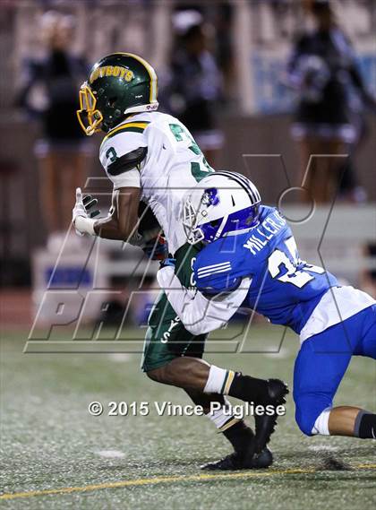 Thumbnail 1 in Canyon vs. Burbank photogallery.