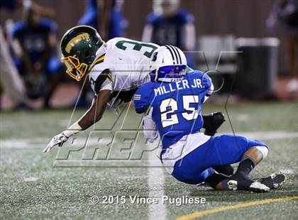 Thumbnail 3 in Canyon vs. Burbank photogallery.