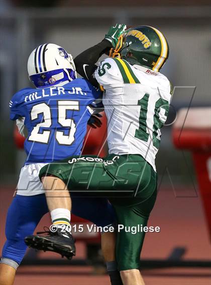 Thumbnail 2 in Canyon vs. Burbank photogallery.
