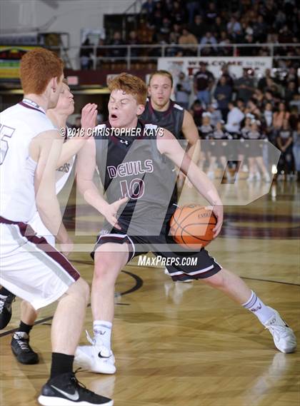 Thumbnail 1 in Sesser-Valier vs Benton (Benton Invitational Tournament) photogallery.